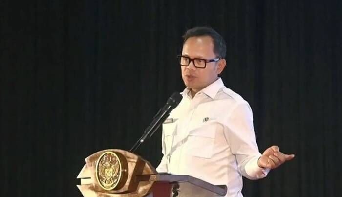 Wakil Menteri Dalam Negeri (Wamendagri), Bima Arya Sugiarto saat melakukan serangkaian kunjungannya di Ternate, Maluku Utara, Kamis (25/9/2025). FOTO : ANTARA/Abdul Fatah/aa.