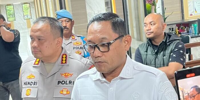 Wagub Seno Kunjungi Mahasiswa Terkait Kasus Bom Molotov