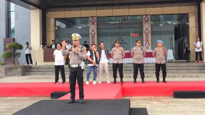 Satuan Lalu Lintas (Satlantas) Polresta Balikpapan menggelar Lomba Gerak Jalan antar Pelajar se-Kota Balikpapan (21/9/2025). Foto: HO/Humas Polresta Balikpapan