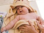 Ilustrasi. Dokter Ingatkan Risiko Bedak Bagi Bayi: Iritasi dan Gangguan Pernapasan. Foto: Pexels