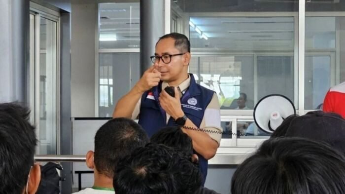 Kementerian Luar Negeri dengan Tim Perlindungan Warga Negara Indonesia (PWNI) bekerja dengan KBRI Bangkok dan Yangon telah berhasil mengevakuasi 169 WNI dari Myawaddy, Myanmar. Foto: ANTARA/HO-Kemlu RI/am Kementerian Luar Negeri dengan Tim Perlindungan Warga Negara Indonesia (PWNI) bekerja dengan KBRI Bangkok dan Yangon telah berhasil mengevakuasi 169 WNI dari Myawaddy, Myanmar. Foto: ANTARA/HO-Kemlu RI/am