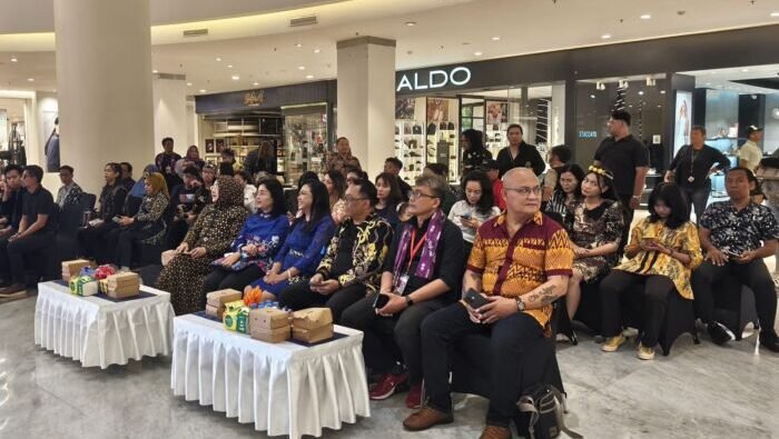 ASN Idol dan Flashmob 2025 berlangsung di Atrium Pentacity Balikpapan, pada Sabtu (11/10/2025). Foto: BorneoFlash/Niken Sulastri