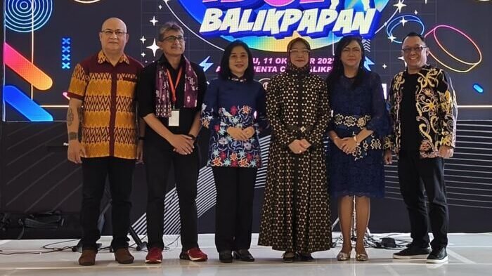 ASN Idol dan Flashmob 2025 berlangsung di Atrium Pentacity Balikpapan, pada Sabtu (11/10/2025). Foto: BorneoFlash/Niken Sulastri
