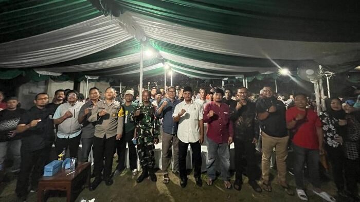 Anggota DPRD Kota Balikpapan dari PKB, Halili Adinegara, melaksanakan kegiatan reses masa sidang III tahun 2025 di lingkungan RT 28 Kelurahan Gunung Samarinda, Kecamatan Balikpapan Utara, pada Minggu malam (19/10/2025). Foto: BorneoFlash/Ardian