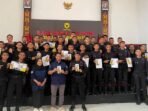 Batalyon B Pelopor Satbrimob Polda Kaltim menggandeng Universitas Terbuka (UT) untuk melaksanakan kegiatan sosialisasi program perkuliahan bagi para personel di Aula Mako Batalyon B Pelopor, Samarinda Seberang, pada Senin (13/10/2025). Foto: HO/Humas Polda Kaltim