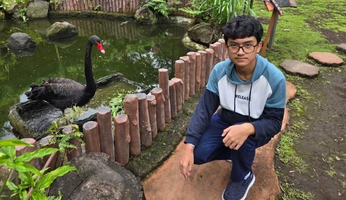 Billy Adnan Khalifah Siswa kelas XII SMA Kesatuan Bangsa Jogjakarta. Foto: BorneoFlash/Ist