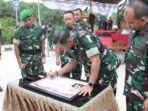 Dankodiklatad Letnan Jenderal TNI Mohamad Hasan, meninjau langsung lokasi pembangunan Pangkalan Yonif 826/Benuo Taka Bekerai (BTB) di kawasan Ibu Kota Nusantara (IKN), Sepaku, pada Kamis (15/10/2025). Foto: HO/Pendam VI/Mlw