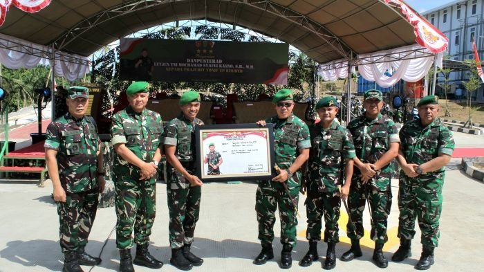 Danpusterad Letjen TNI Mochamad Syafei Kasno, S.H., M.H., melaksanakan kunjungan kerja ke Batalyon Infanteri TP 826/Benuo Taka Bekerai yang berlokasi di Marshalling Area (MA) Yonif TP 826/BTB, Kabupaten Penajam Paser Utara (PPU), pada Rabu (15/10/2025). Foto: HO/Pendam VI/Mlw