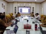 Diskominfo Kabupaten PPU menggelar pelatihan bagi admin aplikasi SP4N-LAPOR Diskominfo Kabupaten PPU menggelar pelatihan bagi admin aplikasi SP4N-LAPOR pada 27–28 Oktober 2025, di Ruang Rapat Bupati PPU. Foto: HO/Diskominfo PPU