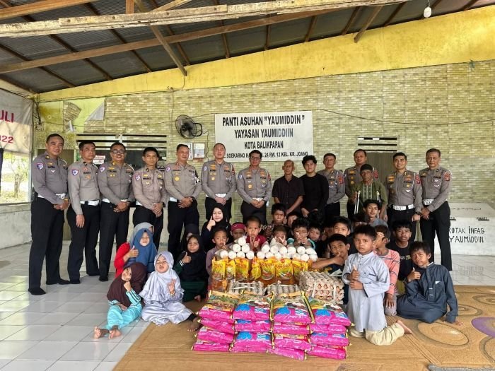 Tebar Kepedulian, Ditlantas Polda Kaltim Kunjungi Panti Asuhan Yaumiddin