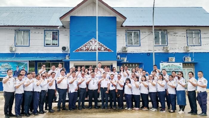 Foto Bersama usai apel peringatan Harhubnas di Kantor Dishub Mahulu. Foto: IST/Dishub Mahulu