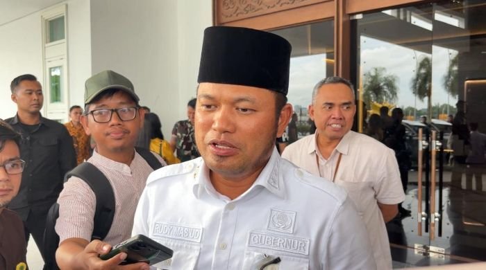 Gubernur Kalimantan Timur, Rudy Mas’ud. Foto: BorneoFlash/Nur Ainunnisa