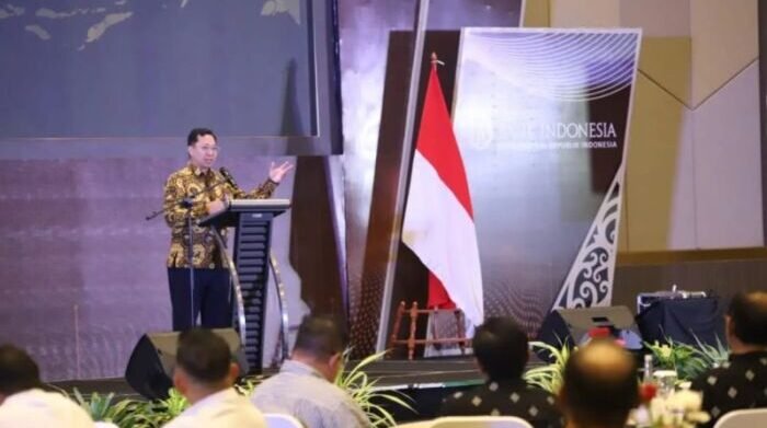 Budi Widihartanto, Kepala Perwakilan Bank Indonesia Provinsi Kalimantan Timur saat menghadiri dan memberikan sambutan pembuka dalam kegiatan Dimensi Laporan Perekonomian Provinsi (LPP) Kalimantan Timur, Samarinda. Foto: ANTARA/HO-Diskominfo