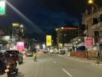 Jalan Abul Hasan sekarang menetapkan parkir 1 arah yaitu kiri. Jalan Abul Hasan sekarang menetapkan parkir 1 arah yaitu kiri. Foto: BorneoFlash/Nur Ainunnisa