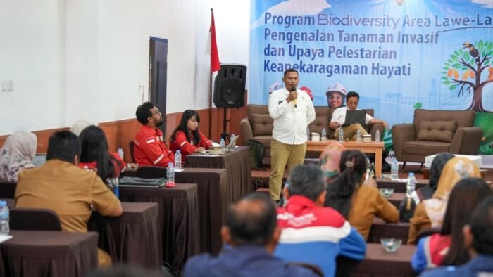 KPB menggelar kegiatan sosialisasi pengenalan tanaman invasif dan upaya menjaga keanekaragaman hayati di kawasan Petung, Kabupaten PPU, Selasa (23/9/2025). Foto: HO/KPB
