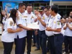 Kepala Dishub Mahulu, Fransiskus Xaverius Lawing dalam momen kebersamaan syukuran Harhubnas 2025 sekaligus ulang tahun di Kantor Dishub Mahulu, pada Rabu (17/9/2025). Foto: HO/Dishub Mahulu