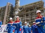 Kemenko Perekonomian bersama Kementerian ESDM melakukan kunjungan langsung untuk meninjau perkembangan proyek RDMP Balikpapan dan Lawe-Lawe Kemenko Perekonomian bersama Kementerian ESDM melakukan kunjungan langsung untuk meninjau perkembangan proyek RDMP Balikpapan dan Lawe-Lawe, Selasa (14/10/2025). Foto: HO/KPB