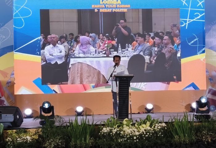 Bakesbangpol Dorong Pelajar Balikpapan Jadi Agen Perubahan Lewat Literasi dan Pendidikan Politik