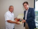 Kepala Otorita IKN Basuki Hadimuljono menerima kunjungan delegasi dari misi bisnis tingkat prefektur yang diselenggarakan oleh Kantor JETRO Saga di Kawasan Inti Pusat Pemerintahan IKN, Rabu (22/10/2025). Foto: HO/Humas Otorita IKN