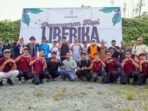 Otorita IKN, Dinas Perkebunan Kalimantan Timur, Petani, serta Mitra IKN melakukan penanaman dan webinar kopi liberika di Embung MBH dilanjutkan webinar di Kemenko 3 KIPP IKN, pada Rabu (01/10/2025). Foto: HO/Humas Otorita IKN