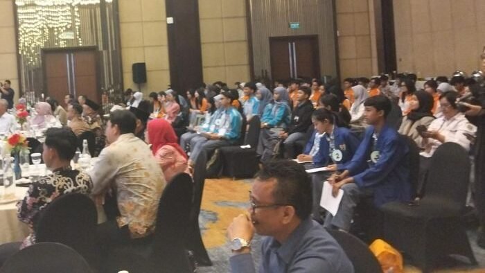 Lomba Karya Tulis dan Debat Politik antar pelajar tingkat SMA/SMK/MA Se- Kota Balikpapan, di Novotel Hotel Balikpapan, pada Rabu (29/10/2025). Foto: BorneoFlash/Ardian