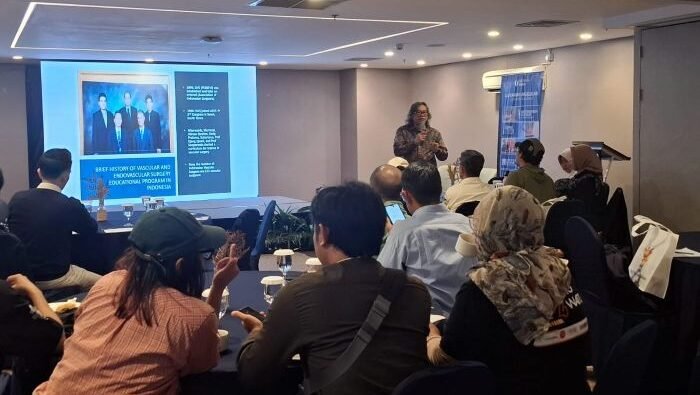Media Tour 2025 Health Talk Update Penanganan Bedah Vaskular Media Tour 2025: Health Talk Update Penanganan Bedah Vaskular yang digelar oleh RS Premier Bintaro di Four Points Hotel by Sheraton, pada hari Kamis (30/10/2025). Foto: BorneoFlash/Niken Sulastri