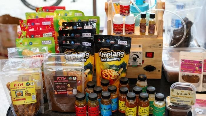 Otorita IKN bekerja sama dengan Asosiasi Perlebahan Indonesia menyelenggarakan Nusantara Honey Fest dengan beragam kegiatan mulai dari pameran hingga talkshow madu  pada Sabtu-Minggu (26-27 Oktober 2025) di Sentra Massa, IKN. Foto: HO/Humas Otorita IKN