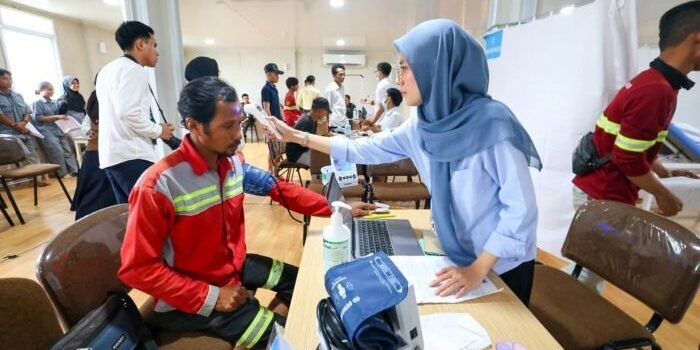 Otorita IKN menyelenggarakan pemeriksaan kesehatan gratis bagi pekerja konstruksi Otorita IKN menyelenggarakan pemeriksaan kesehatan gratis bagi pekerja konstruksi yang berlangsung pada (27/10/2025 - 08/10/2025) di Hunian Pekerja Konstruksi (HPK) 1, IKN. Foto: HO/Humas Otorita IKN