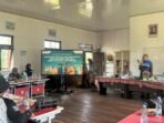 PHM mengundang sejumlah awak media untuk mengunjungi Program Sekolah Negeri Terapung SMPN 6 Anggana. PHM mengundang sejumlah awak media untuk mengunjungi Program Sekolah Negeri Terapung SMPN 6 Anggana, di Desa Sepatin, Kecamatan Anggana, Kukar, pada Selasa (14/10/2025). Foto: HO/PHM