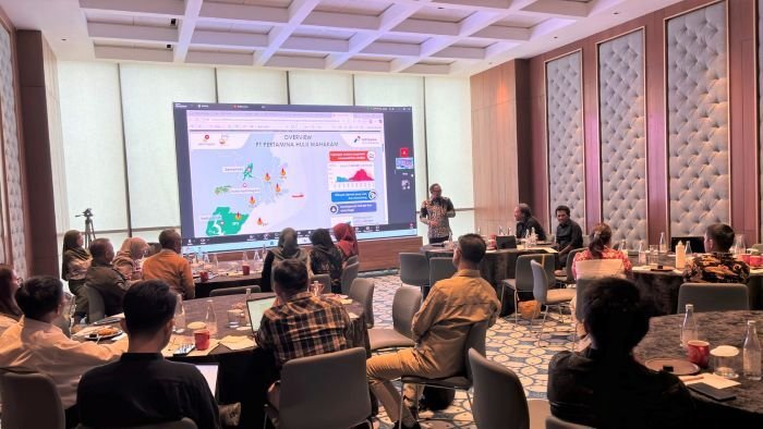 PHM menjadi salah satu narasumber dalam Forum “Berbagi Pengalaman Rehabilitasi Mangrove di Kalimantan Timur” yang dihelat oleh Dinas Kehutanan Provinsi Kaltim di Samarinda pada 8 Oktober 2025. Foto: HO/PHM
