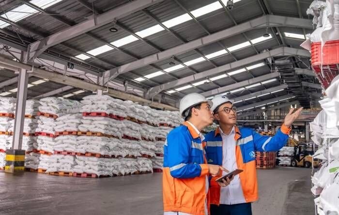 PT Pupuk Kalimantan Timur (Pupuk Kaltim) menyampaikan, total stok pupuk yang dimiliki perusahaan mencapai 161.993 ton hingga 22 Oktober 2025. Oleh karena itu, Perseroan memastikan kesiapan stok pupuk aman untuk mendukung kesuksesan musim tanam Oktober-Maret, Jakarta, Sabtu (25/10/2025). FOTO : ANTARA/HO-Pupuk Kaltim PT Pupuk Kalimantan Timur (Pupuk Kaltim) menyampaikan, total stok pupuk yang dimiliki perusahaan mencapai 161.993 ton hingga 22 Oktober 2025. Oleh karena itu, Perseroan memastikan kesiapan stok pupuk aman untuk mendukung kesuksesan musim tanam Oktober-Maret, Jakarta, Sabtu (25/10/2025). FOTO : ANTARA/HO-Pupuk Kaltim