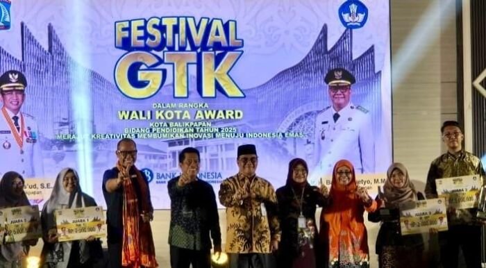 Penutupan Festival Guru dan Tenaga Kependidikan (GTK) di Gedung Kesenian Balikpapan, pada Kamis (9/10/2025). Foto: BorneoFlash/Niken Sulastri