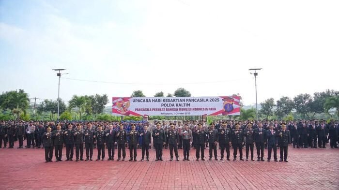 Polda Kaltim Gelar Upacara Peringatan Hari Kesaktian Pancasila yang berlangsung di Lapangan Mapolda Kaltim pada Rabu pagi (01/10/2025). Foto: HO/Humas Polda Kaltim