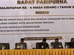 Rapat paripurna DPRD Kota Balikpapan yang digelar di Grand Senyiur Balikpapan Rapat paripurna DPRD Kota Balikpapan yang digelar di Grand Senyiur Balikpapan, pada Rabu (29/10/2025). Foto: BorneoFlash/Ardian
