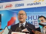 Chief Executive Officer (CEO) Danantara Indonesia Rosan Roeslani disela-sela acara bertajuk 1 Tahun Pemerintahan Prabowo Gibran "Optimism on 8 percent Economic Growth" di Jakarta, Kamis (16/10/2025). FOTO : ANTARA/ Muhammad Heriyanto