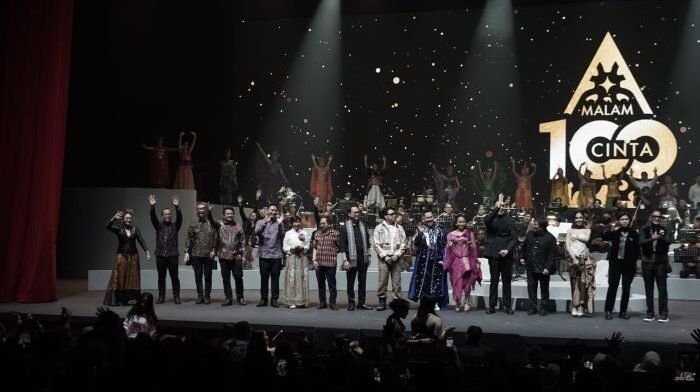 SMARTFREN, sukses menyelenggarakan konser musik akbar SMARTFREN Malam 100 Cinta 2025. SMARTFREN, sukses menyelenggarakan konser musik akbar SMARTFREN Malam 100 Cinta 2025 di JIEXPO Kemayoran, pada Sabtu malam (25/10/2025). Foto: HO/XLSMART