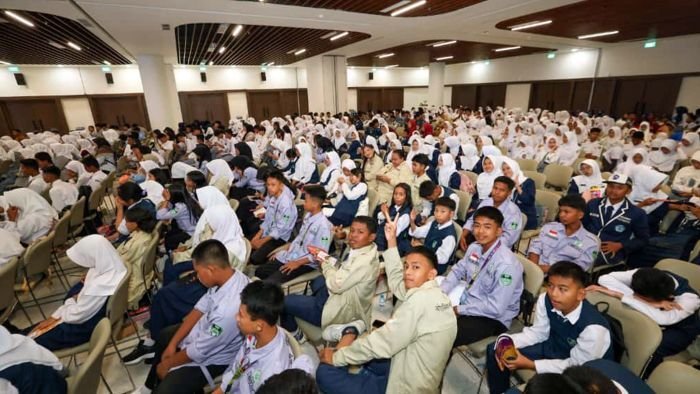 Sebanyak 535 peserta dari kalangan pelajar Sepaku mengikuti kegiatan workshop content creator di Multifunction Hall Kemenko 1, KIPP Nusantara, pada Selasa (14/10/2025). Foto: HO/Humas Otorita IKN