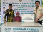Wakil Bupati PPU, Abdul Waris Muin Bersama Manager PLN UP3 Balikpapan, Arief Prastyanto Wakil Bupati PPU, Abdul Waris Muin Bersama Manager PLN UP3 Balikpapan, Arief Prastyanto Menyalurkan berbagai bantuan sosial dan ekonomi kepada warga Penajam Paser Utara (PPU), pada Kamis (16/10/2025). Foto: HO/ PLN UID Kaltimra