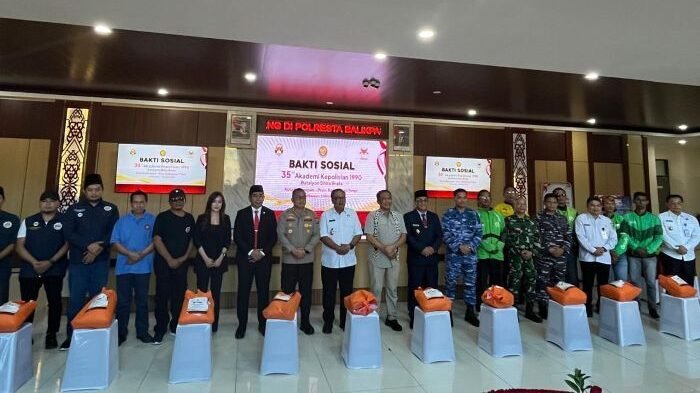 kegiatan Bakti Sosial 35 Tahun Akademi Kepolisian 1990 Batalyon Dhira Brata, di Mako Polresta Balikpapan, pada Rabu (1/10/2025). Foto: BorneoFlash/Niken Sulastri