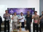 Bid Dokkes Polda Kaltim menggelar kegiatan Jumat Curhat di Terminal Batu Ampar Balikpapan, pada Jumat (14/11/2025). Foto: HO/Humas Polda Kaltim