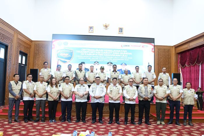 Pengukuhan Forum LLAJ Mahulu Periode 2025–2030, Kadishub: Komunikasi Persoalan Transportasi
