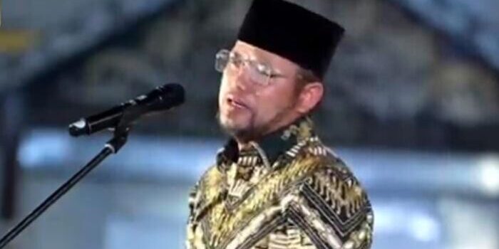 Gubernur Kalimantan Timur, H. Rudy Mas’ud, saat hadiri Tabligh Akbar Kota Balikpapan 2025 yang berlangsung di Halaman Balikpapan Sport and Convention Center (BSCC)/Dome, pada Minggu Malam (23/11/2025). Foto: BorneoFlash/Ist