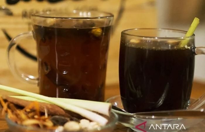 Ilustrasi - Kopi dan teh rempah. Foto: ANTARA-Vicki Febrianto/aa