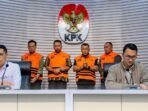 KPK Tahan Bupati Ponorogo dan Tiga Tersangka Lain dalam Kasus Dugaan Korupsi