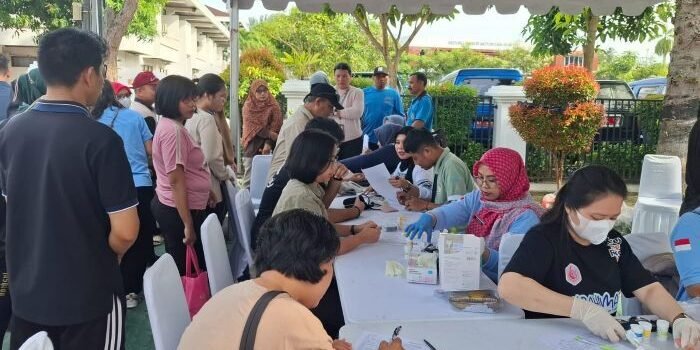 Kegiatan Germas berlangsung di Halaman Balai Kota Balikpapan, pada Jumat (14/11/2025). Foto: BorneoFlash/Ardian