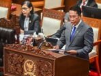 Menteri Hukum Supratman Andi Agtas mewakili Presiden, bersiap menyampaikan pendapat akhir yang diantaranya terkait RUU KUHAP pada Rapat Paripurna ke-8 DPR RI Masa Persidangan II Tahun Sidang 205-2026 di Kompleks Parlemen, Senayan, Jakarta, Selasa (18/11/2025). FOTO: ANTARA/Rivan Awal Lingga/YU/aa.