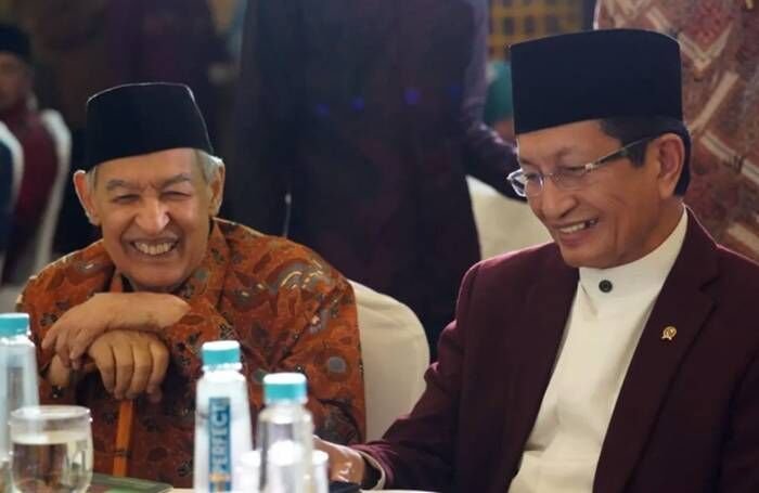 Menteri Agama Nasaruddin Umar dan Quraish Shihab saat menghadiri Ijtimak Ulama Tafsir Al Quran di Jakarta, Rabu (19/11/2025). FOTO : ANTARA/HO-Kemenag
