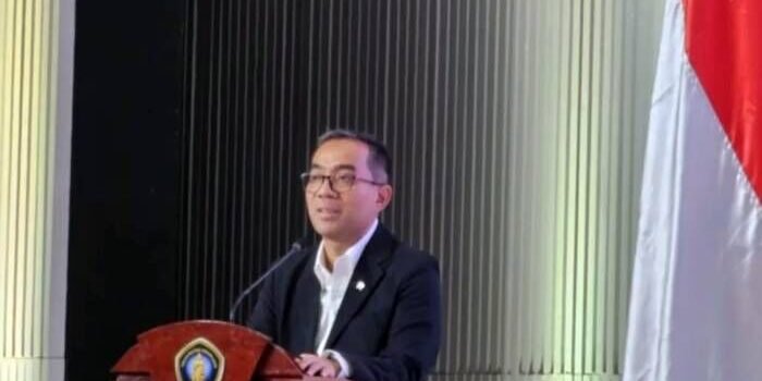 Menteri Pendidikan Tinggi, Sains, dan Teknologi (Mendiktisaintek) Brian Yuliarto saat membuka agenda Research and Innovation Day di Auditorium Universitas Brawijaya, di Kota Malang, Jawa Timur, Jumat (31/10/2025). FOTO : ANTARA/Ananto Pradana