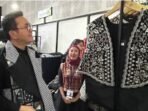Menteri Perdagangan (Mendag) Budi Santoso mengunjungi salah satu booth pelaku usaha mikro, kecil, dan menengah (UMKM) pada pameran Jakarta Muslim Fashion Week (JMFW) 2026, di Jakarta, Kamis (6/11/2025). FOTO: ANTARA/Maria Cicilia Galuh Menteri Perdagangan (Mendag) Budi Santoso mengunjungi salah satu booth pelaku usaha mikro, kecil, dan menengah (UMKM) pada pameran Jakarta Muslim Fashion Week (JMFW) 2026, di Jakarta, Kamis (6/11/2025). FOTO: ANTARA/Maria Cicilia Galuh