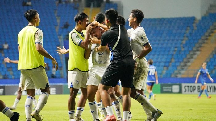 PSIS menang tipis 1-0 atas tuan rumah Persiba Balikpapan di pekan ke-12 Pegadaian Super League 2025/26 di Stadion Batakan, Balikpapan, pada Minggu (23/11/2025) malam. Foto: HO/ileague.id